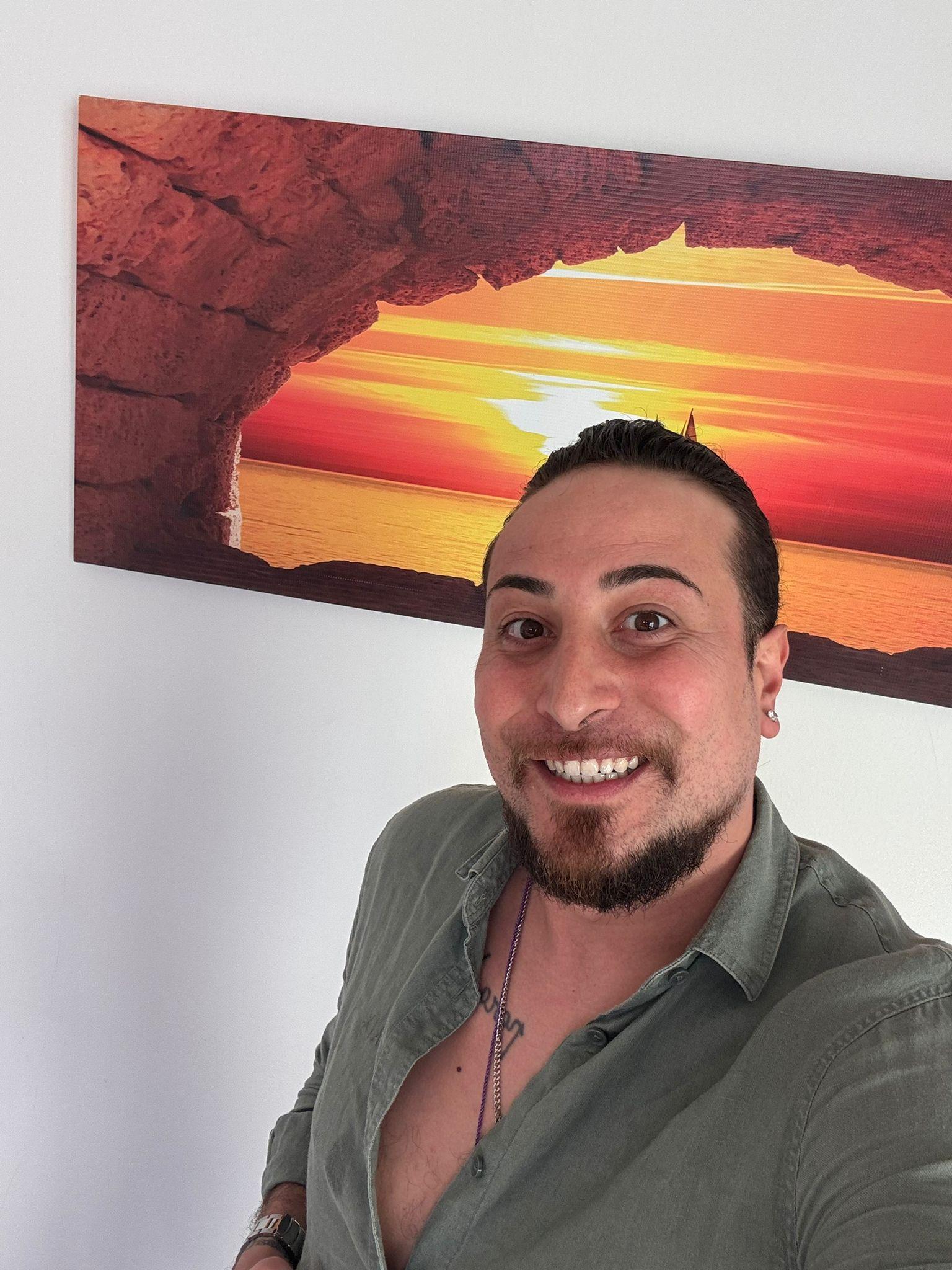 Alex, host di Peter Pan's Oasis - casa vacanze a Murta Maria, Olbia, Sardegna